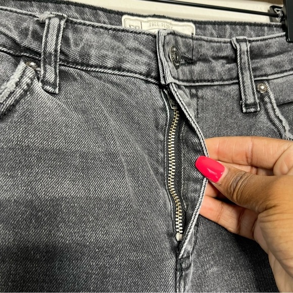 Free People Women Jeans 28"  Black Rita Cropped Flare Raw Hem Pants Boho Grunge - Picture 10 of 10